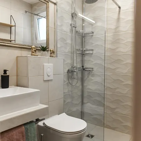 Deluxe Roma דירה אימוטסקי