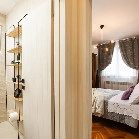 Deluxe Roma Apartamento *