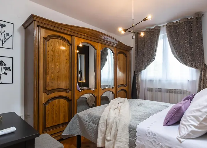 Deluxe Roma *